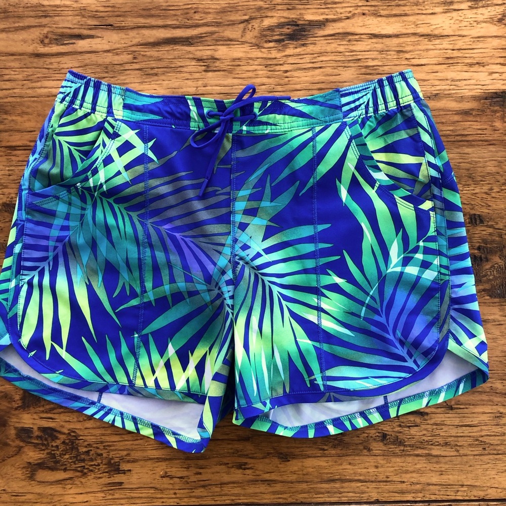 Land’s End Women’s 5” Board Shorts With Panty Size 12 Palm Leaf Print